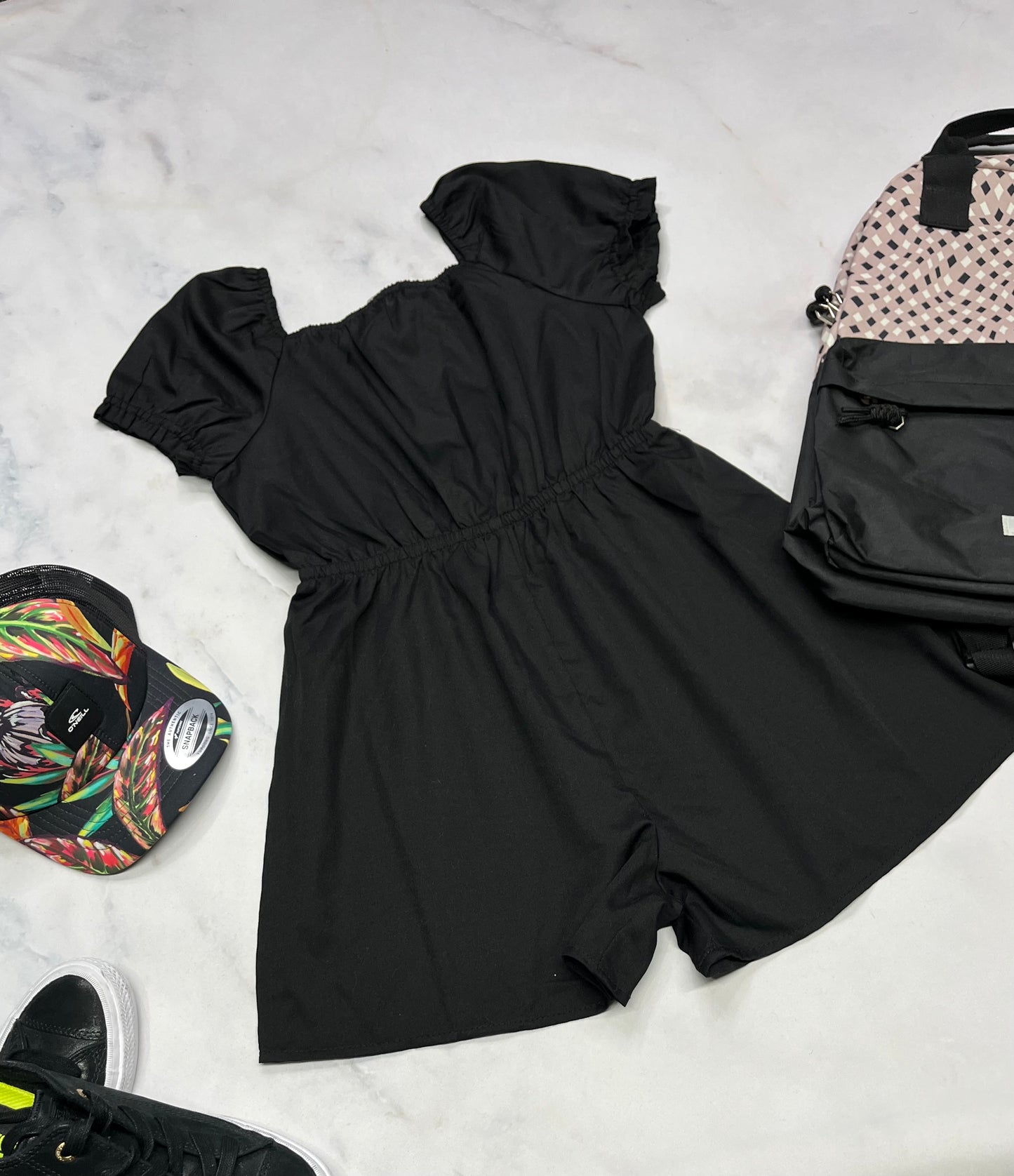 🌷 1 pièce short : noir en tissu souple confo . Fait 12 ans fille neuf !