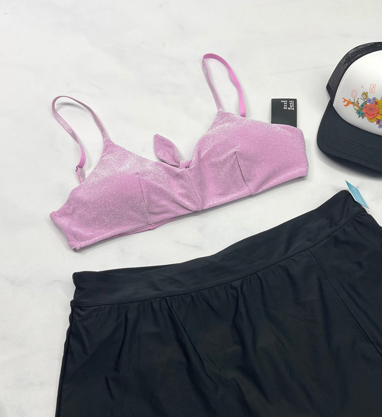 💦 Top : maillot 14 ans XL/ femme ajustable fait ( L-Xl) . Bretelles ajustable tissu scintillant .
