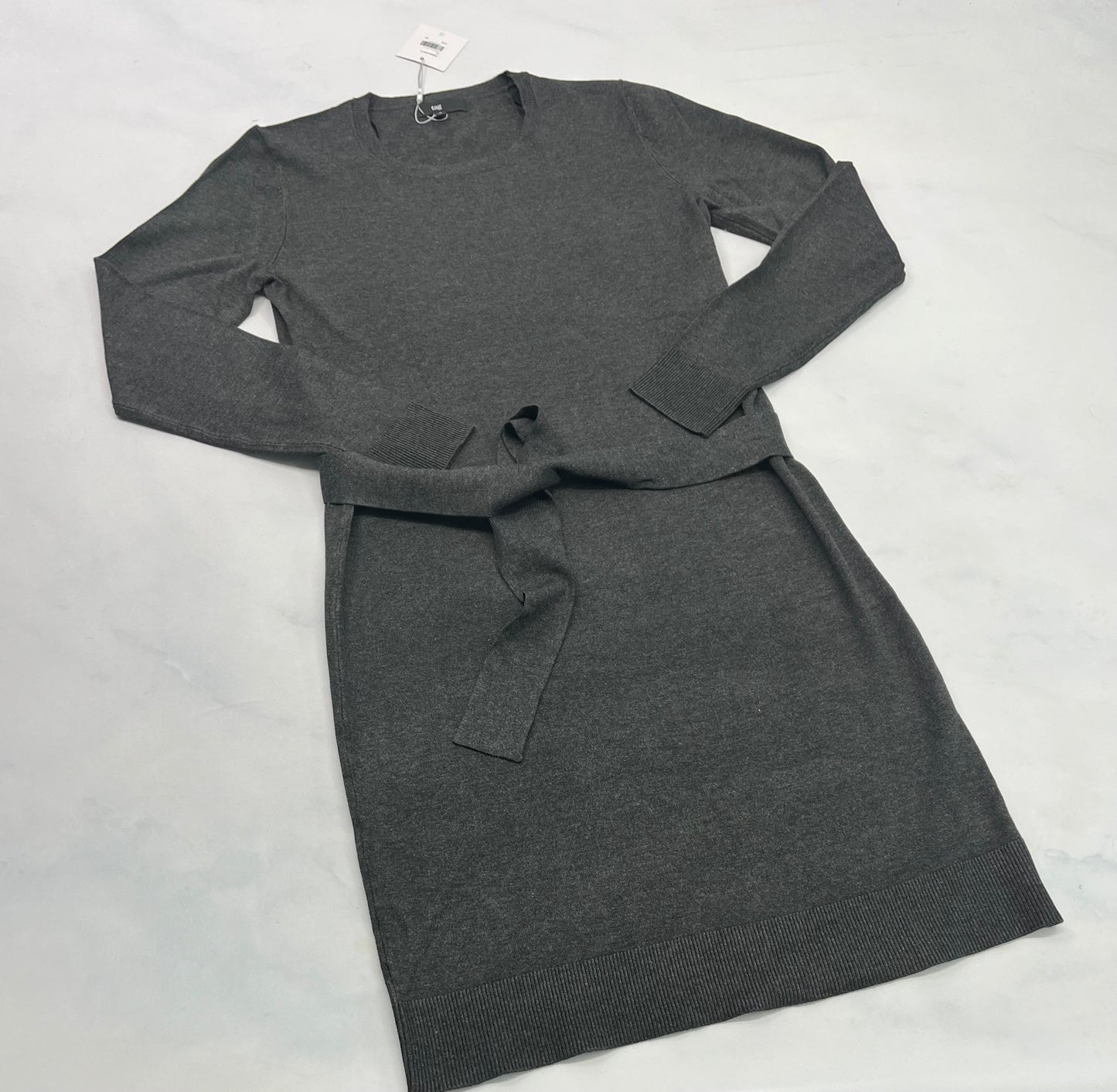 Robe : en tricot charcoal Tag neuve !( ceinture amovible ) stretch confo M/ femme .