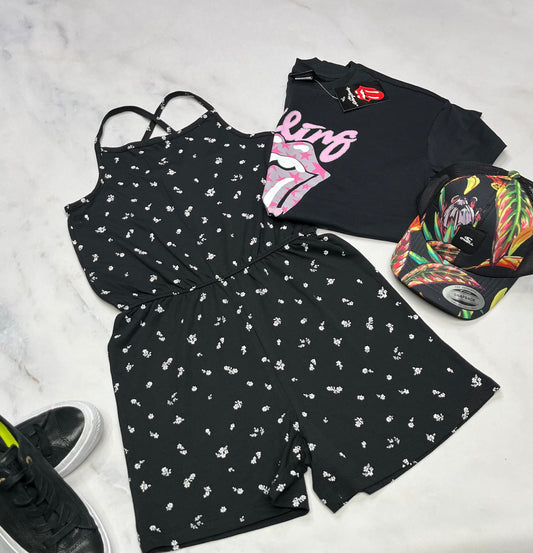😍 1 pièce short : noir fleurie Tag 12 ans (11-12 ans ) fille neuf !