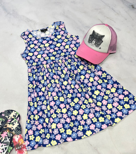 🌸 Robe fleurie : sort stretch fait 7 ans fille neuve .