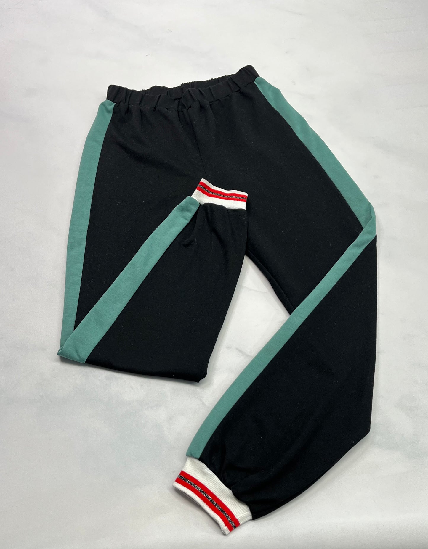 SHEIN: Jogger S/ 3 ans femme comme neuf !