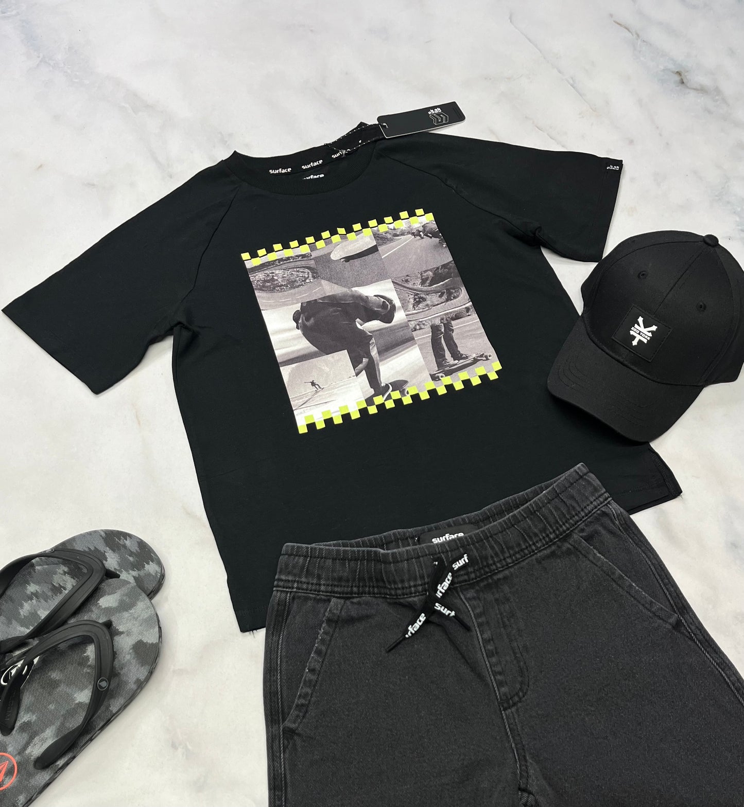 🌴 T-Shirt : Skate Surface 8 ans garçon confo neuf ! Beau coton stretch .