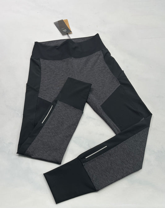 Black Mountain : Skinny sport noir 2 tons . Neuf ! fait XS et fait M/ femme .