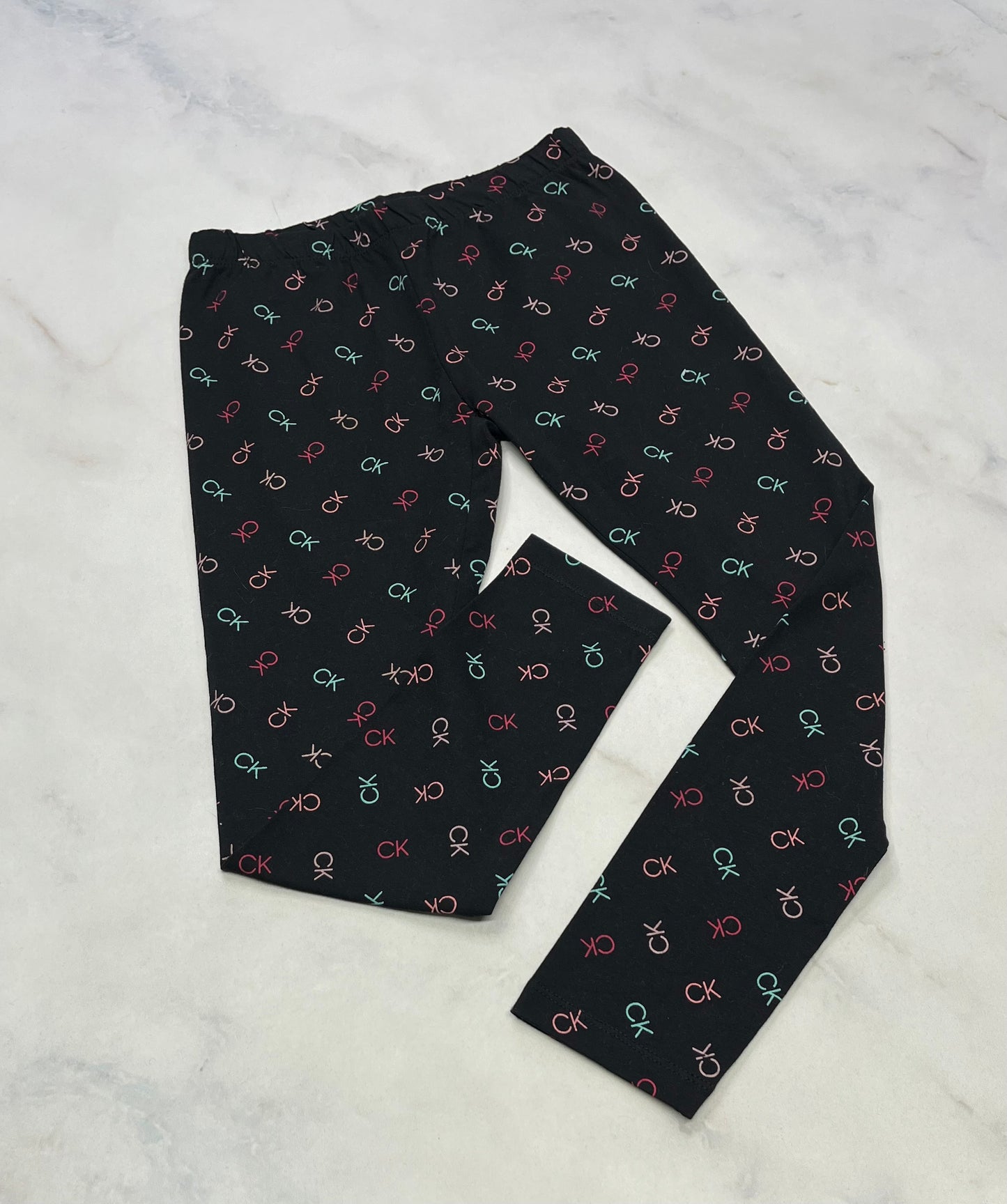 Leg. Calvin Klein + 13-14 ans état neuf!