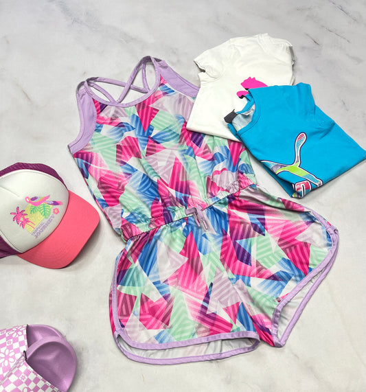 🌷 1 pièce : short en tissu de sport stretch dans tout les sens . 7-8 ans fille comme neuf !