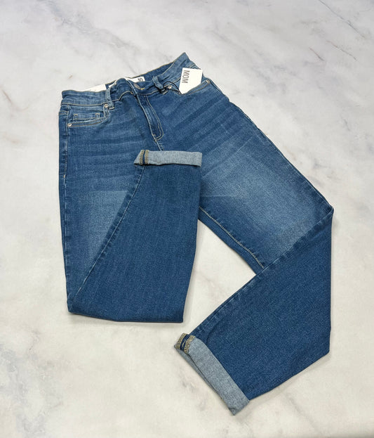 MOM : jeans stretch taille haute 10 ans .