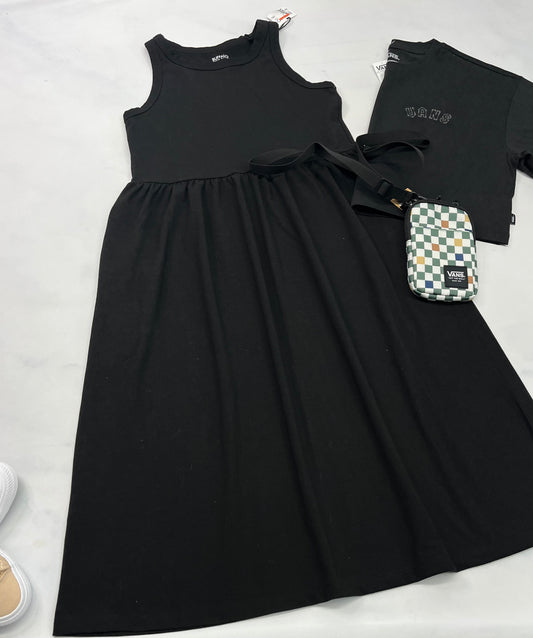 🌴Robe Buffalo noir : Haut ajusté stretch et le bas est lousse avec des poches . Small femme confo neuve .