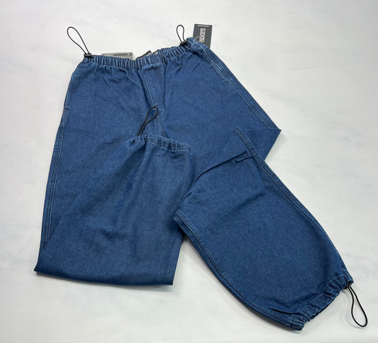 Jeans : Baggy tendance . Taille et bas ajustable . Jambe large . Neuf ! Small femme .