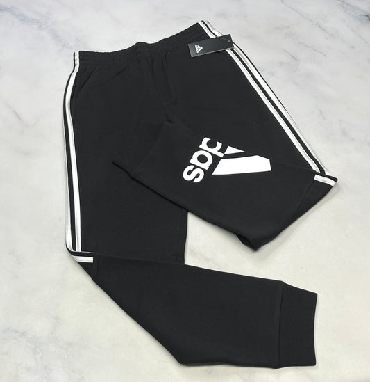 Adidas : Jogging épais qualité ++ neuf !