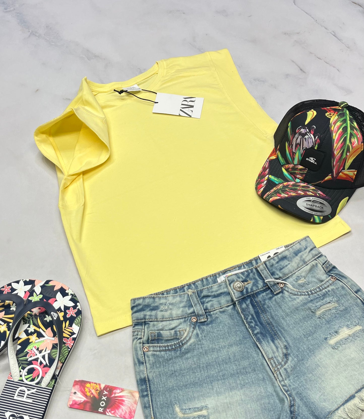 🌻 Camisole : ZARA coupe boxy tendance 10 ans fille neuf !