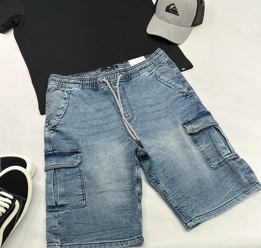 ☀️ Solde Bermuda cargo : jeans ultra mou confo . Taille élastique . Neuf mais look vieillit délavé inégal. S et M homme dispo .