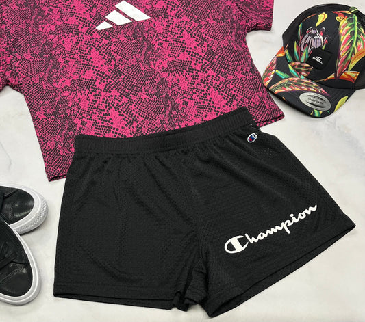😍 Short : Champion en tissu de sport L(13-14 ans ) neuve.