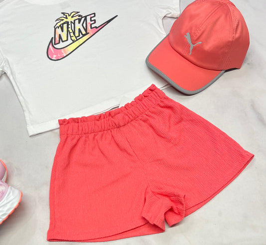 😍 Short corail : Taille haute texturé tissu léger qui ne décolore pas . Blum fait 6 ans fille .