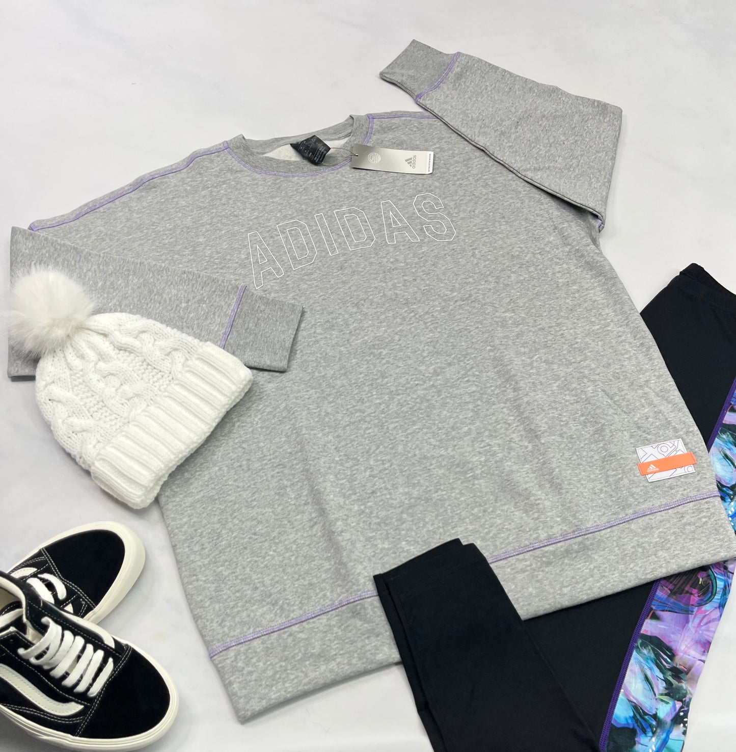 🤩Tunique Adidas : en ouaté doux à l’intérieur L/ femme coupe confo neuve .