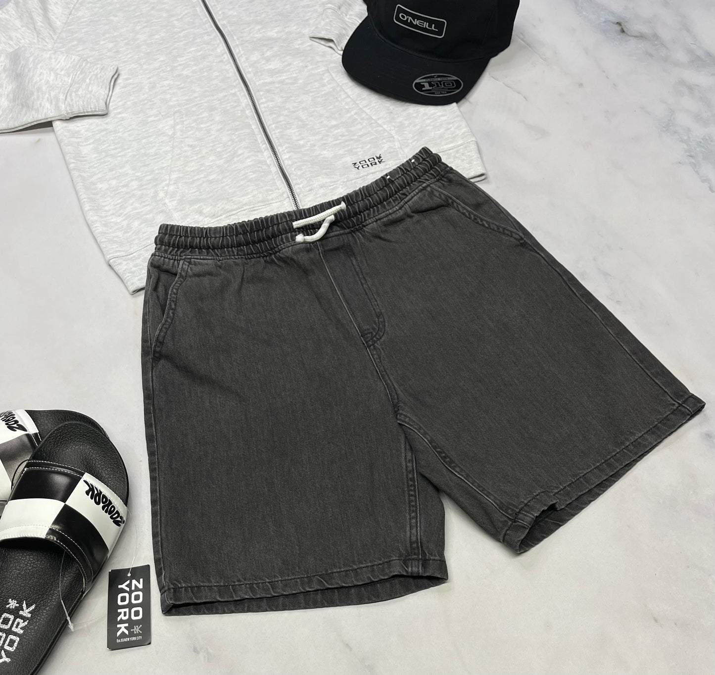 💫 Bermuda jeans : charcoal avec taille élastique fait 14 ans garçon neuve !
