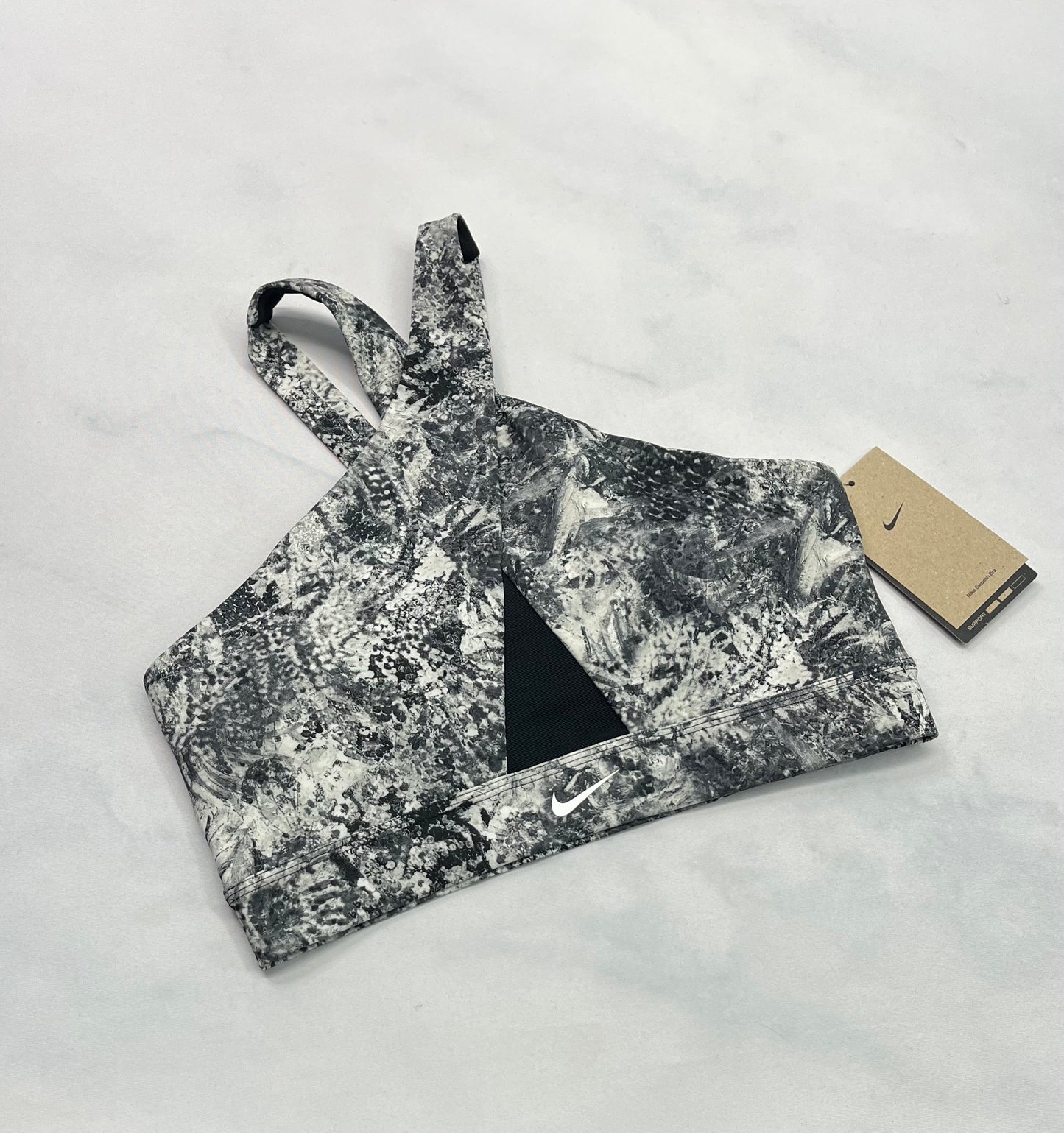 ..NiKE : Top sport neuf ! M/ fit ( S-M) femme .