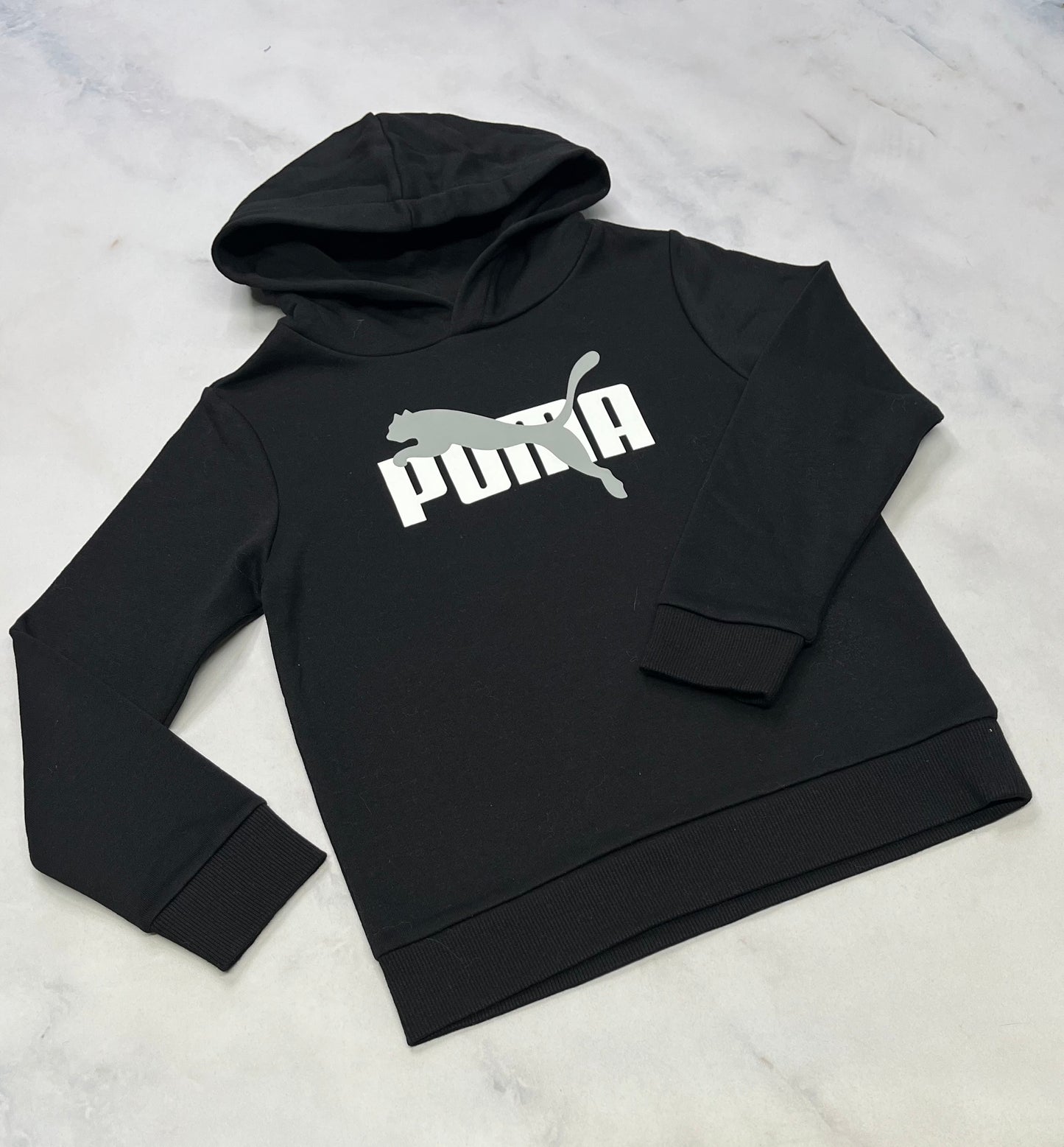 PUMA : Cagoule neuve ! 7 ans