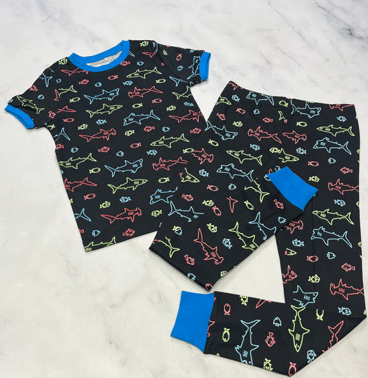 🌙 Pyjama : 2pièces  7 et 8 ans garçon neuf !