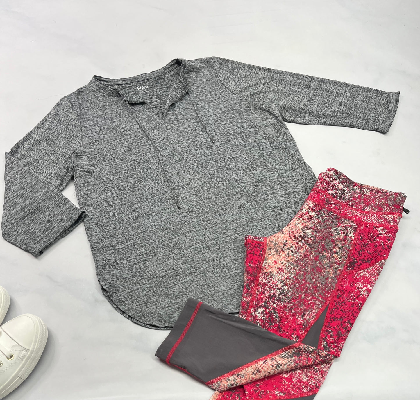 😍Hyba gris : Manche 3quart soft léger M/ femme comme neuf !