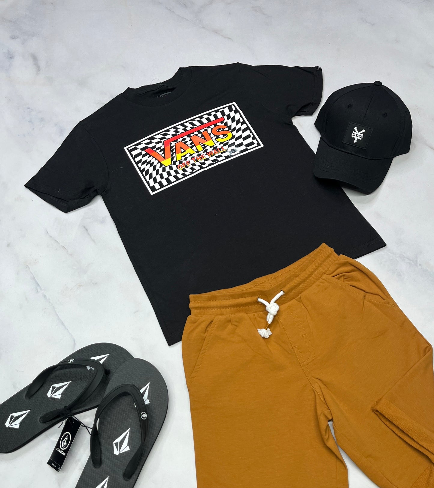 🍂 T-Shirt : VANS + 8 ans garçon neuf !