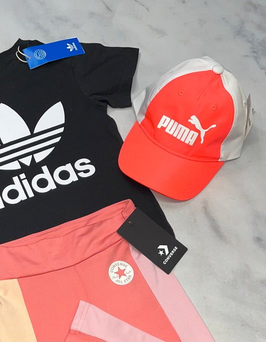 🤩 Casquette : Puma ( corail Néon ) ajustable . 0/s enfant neuve ! Tissu style toile légère .