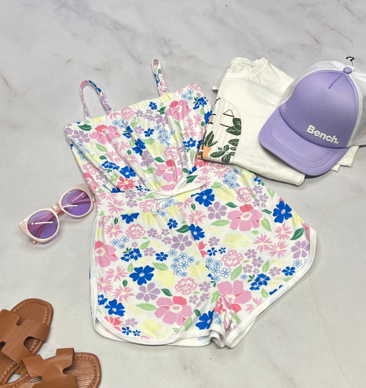 🌸 1 pièce : short soft stretch avec bretelles ajustable neuf ! + 7 ans fille .