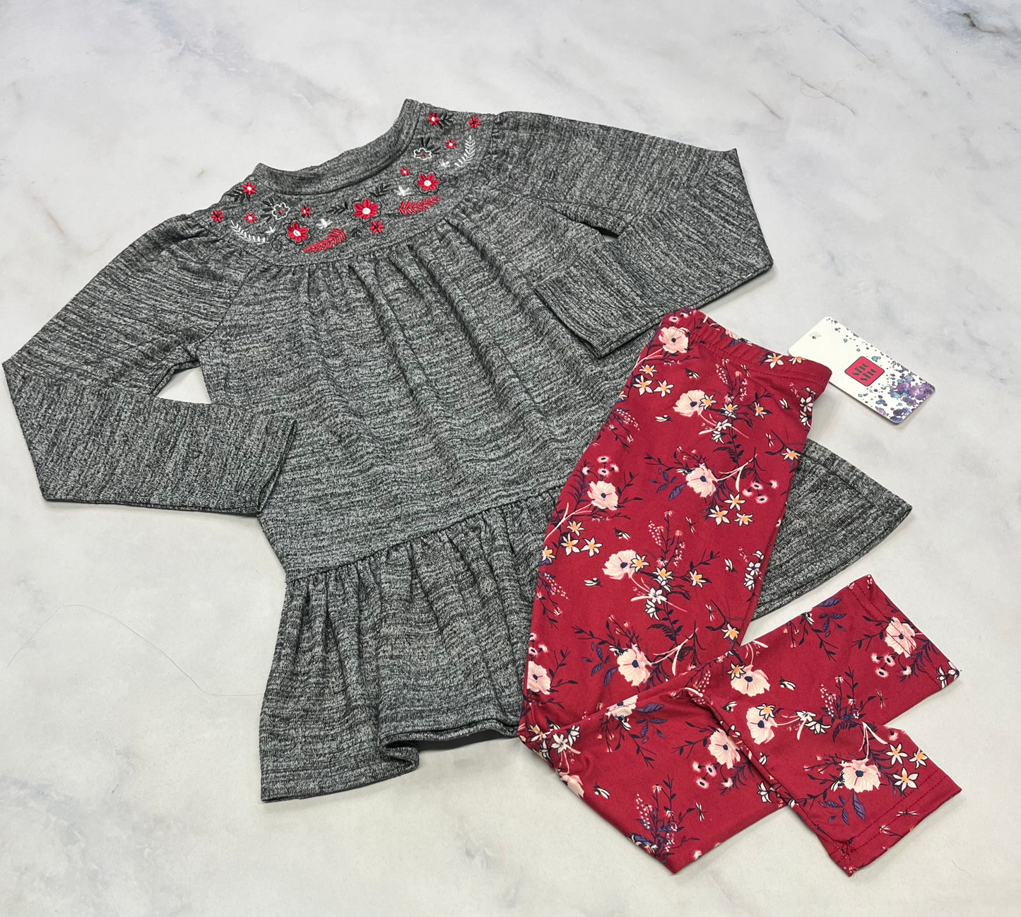 Duo : Tunique Rococo 8 ans comme neuve ! + Leg fleurit soft stretch neuf ! 7-8 ans