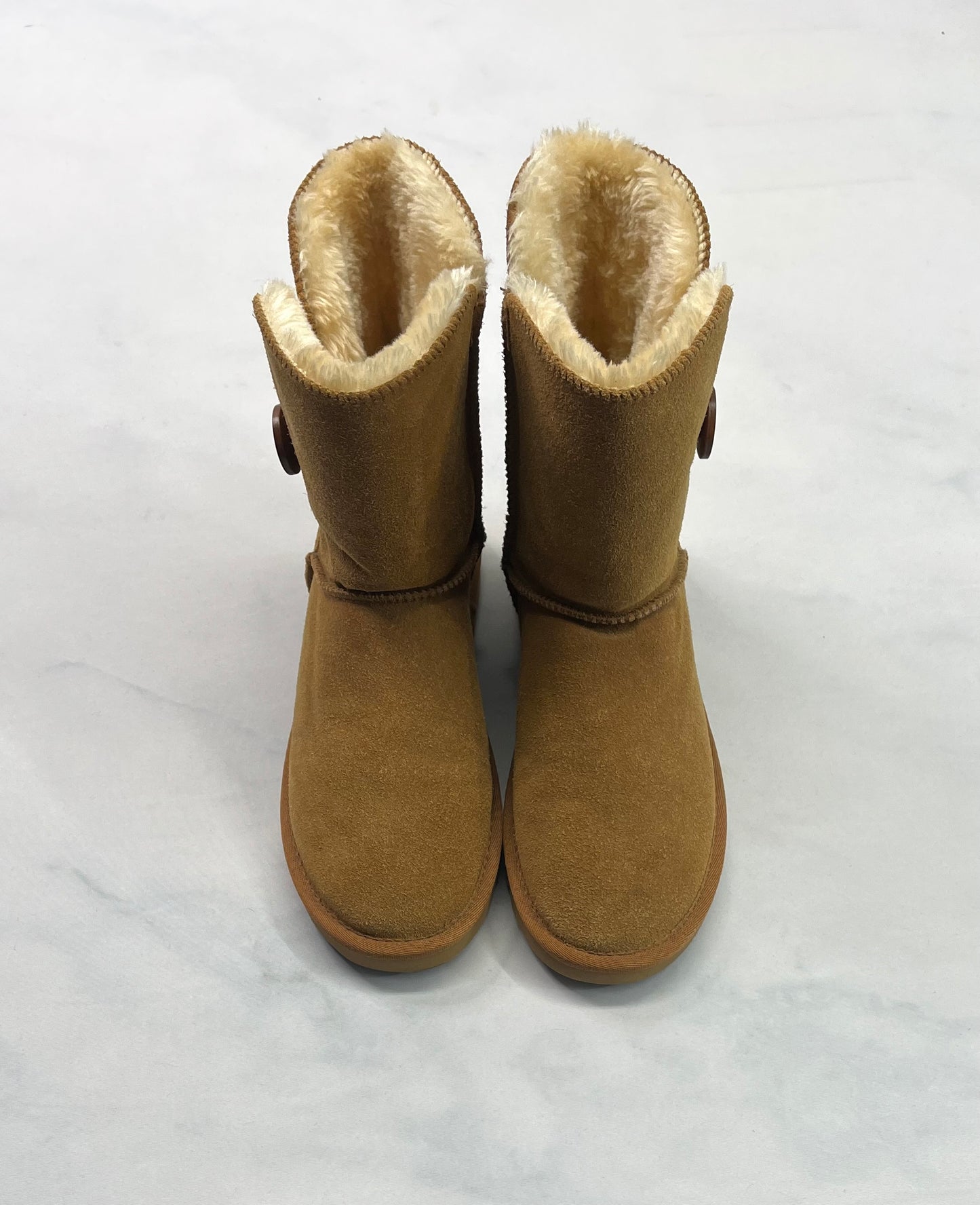 UGG: Botte neuve doublé 10/ femme . Ultra chaude confo !