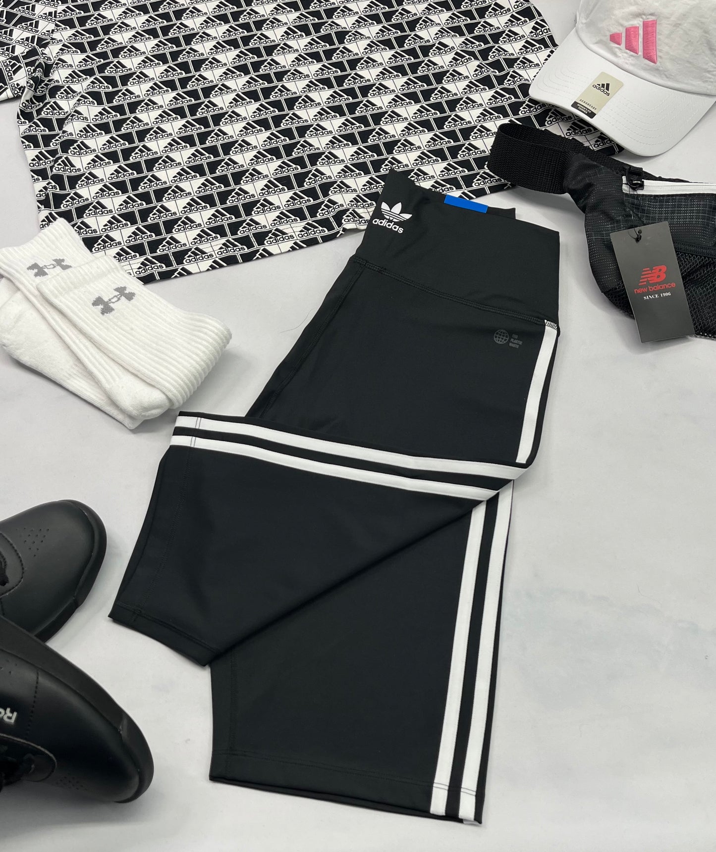 💕Cuissard / Adidas : en tissu de sport L/ femme neuf !