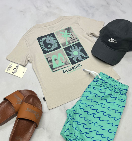 🌿 T-Shirt : Billabong 4 ans garçon neuf ! Beau logo au dos .