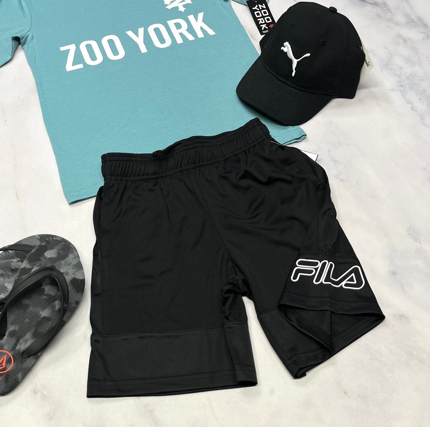 🤩Bermuda noir : Fila en tissu de sport 8 ans garçon neuf !