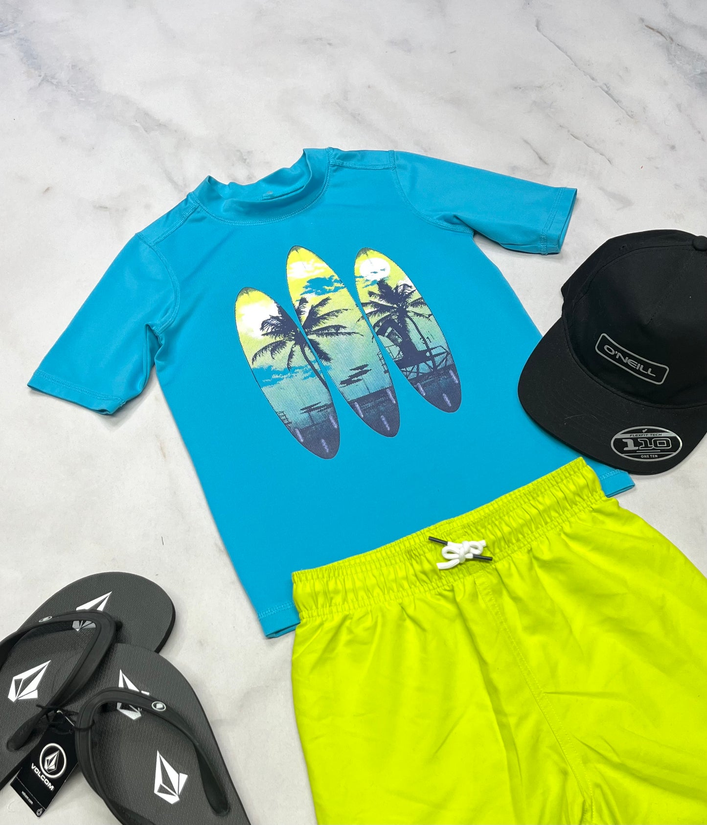 💦 Maillot : manche courte Place fait 7 ans super état !