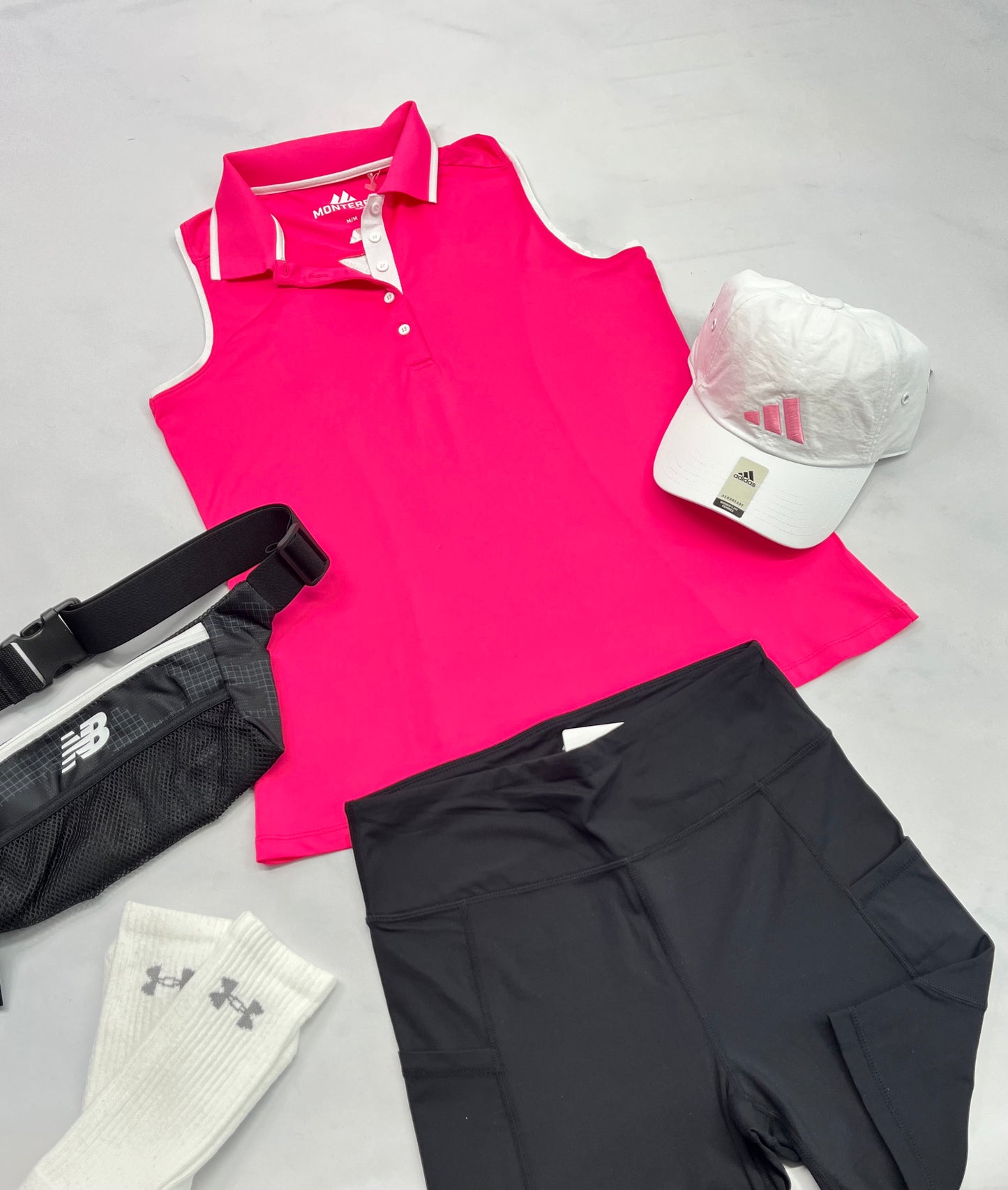 ☀️ Polo : sans manche en tissu de sport extensible M/ femme stretch comme neuf juste un mini micro point .