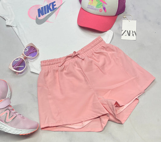 🌸 Short : avec cuissard intégré en tissu de sport stretch + 6x fille neuve .