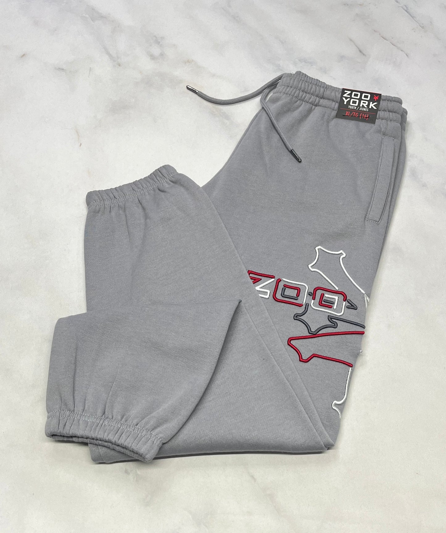 Jog. gris : Zoo York neuf! 7-8 , 10-12,  14 et 16 ans dispo neuf!