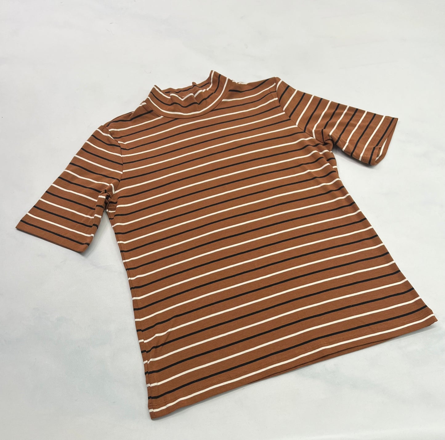 Manche courte : stretch Tag M/ femme comme neuf !