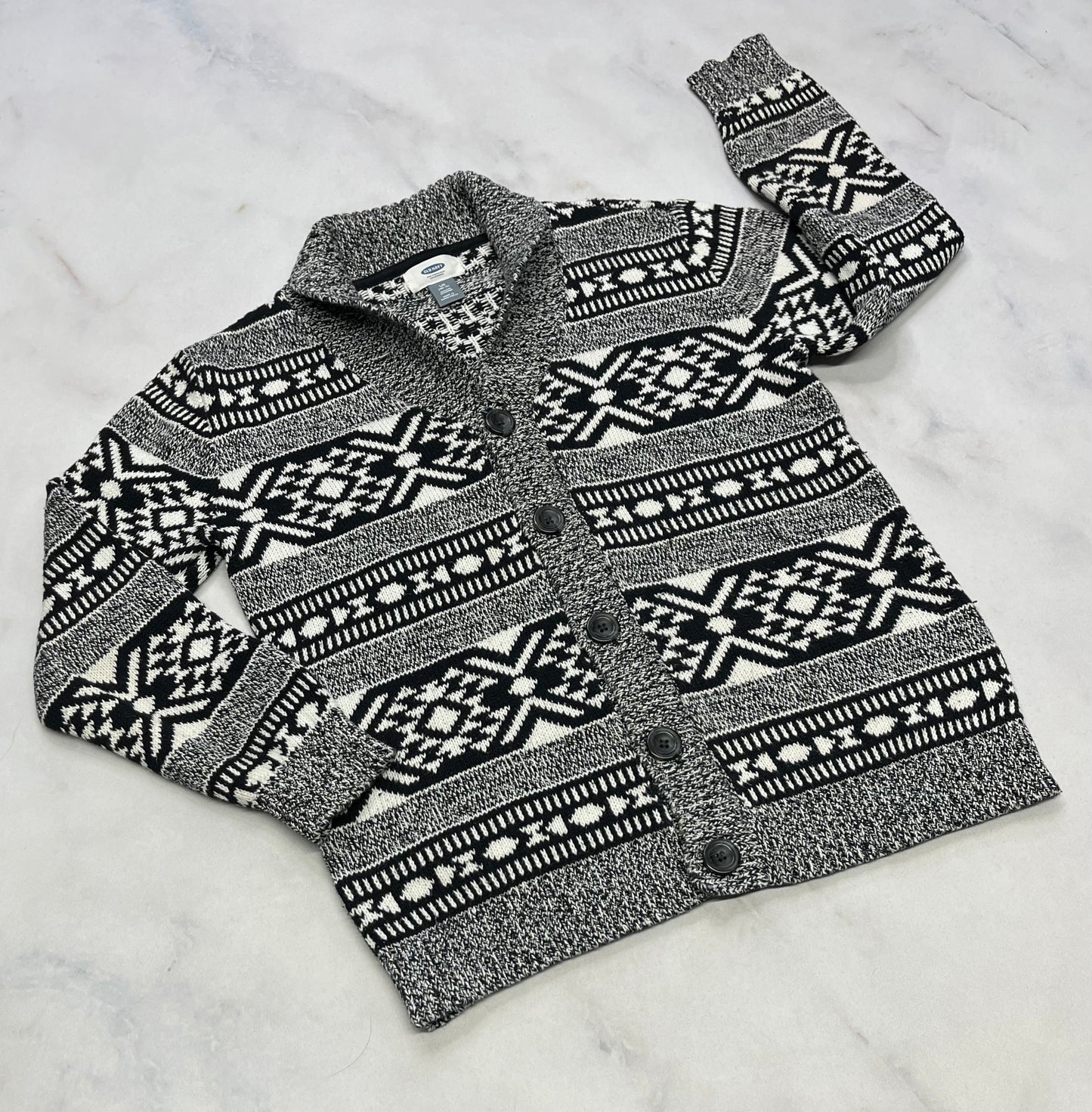 Veste en tricot: avec poches comme neuve ! 10-12 ans garçon .