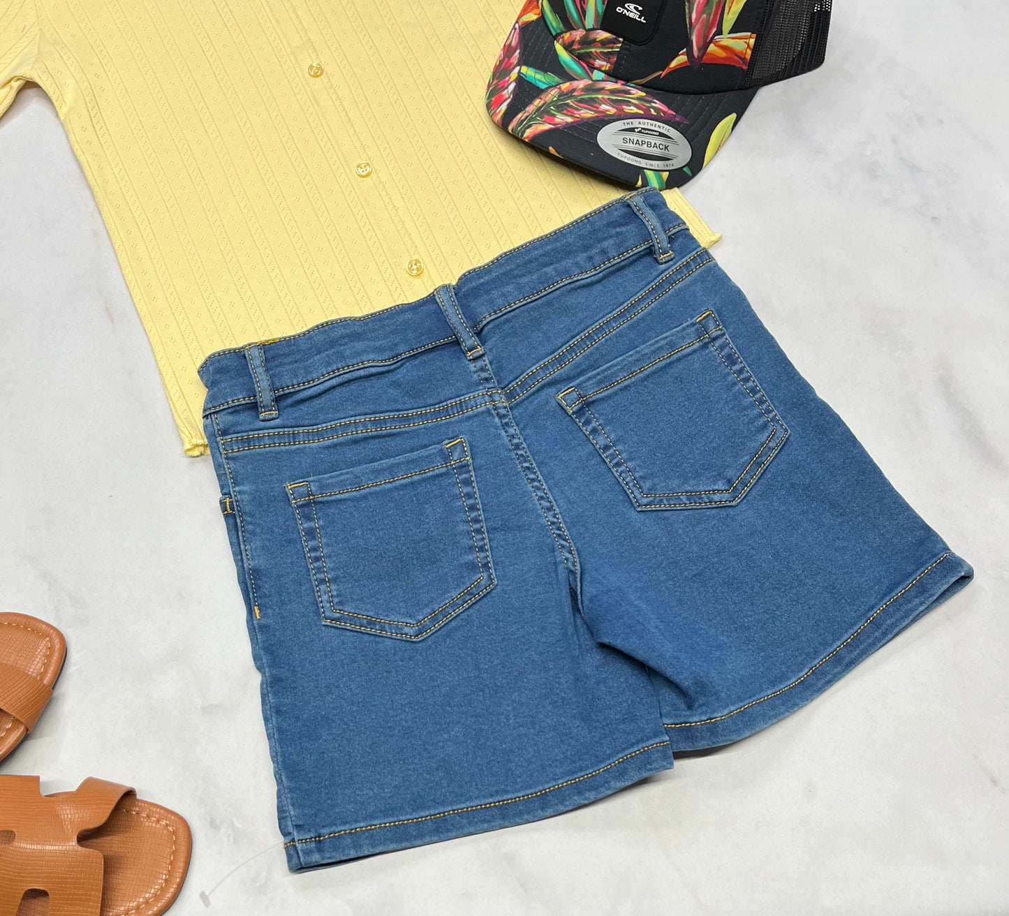 😍Short Jeg. Jeans : molle confo + 8-10 ans ajustable comme neuve ! Pas porté .