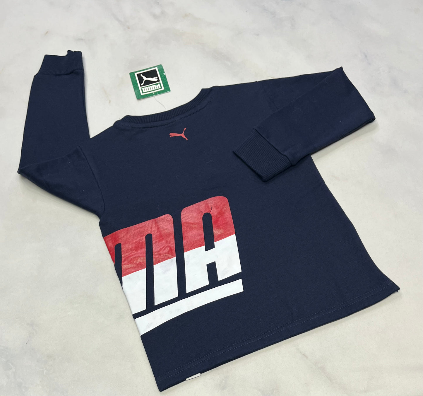 Puma : ouaté marine neuve 4 ans coupe confo .