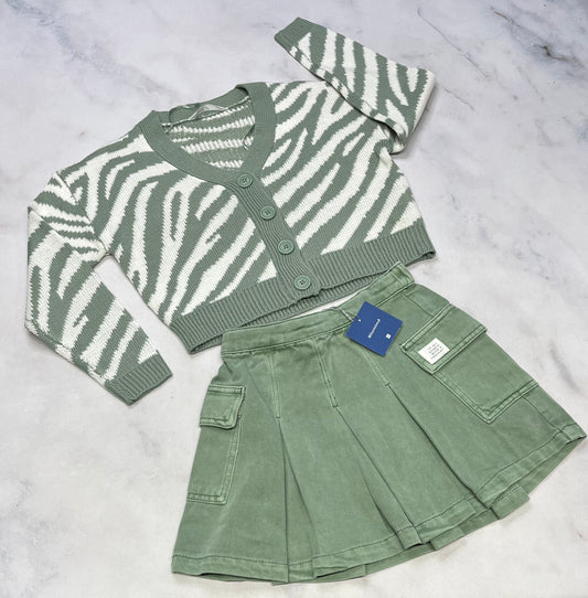 DUO neuf ! Tricot et jupe jeans 7-8 ans .