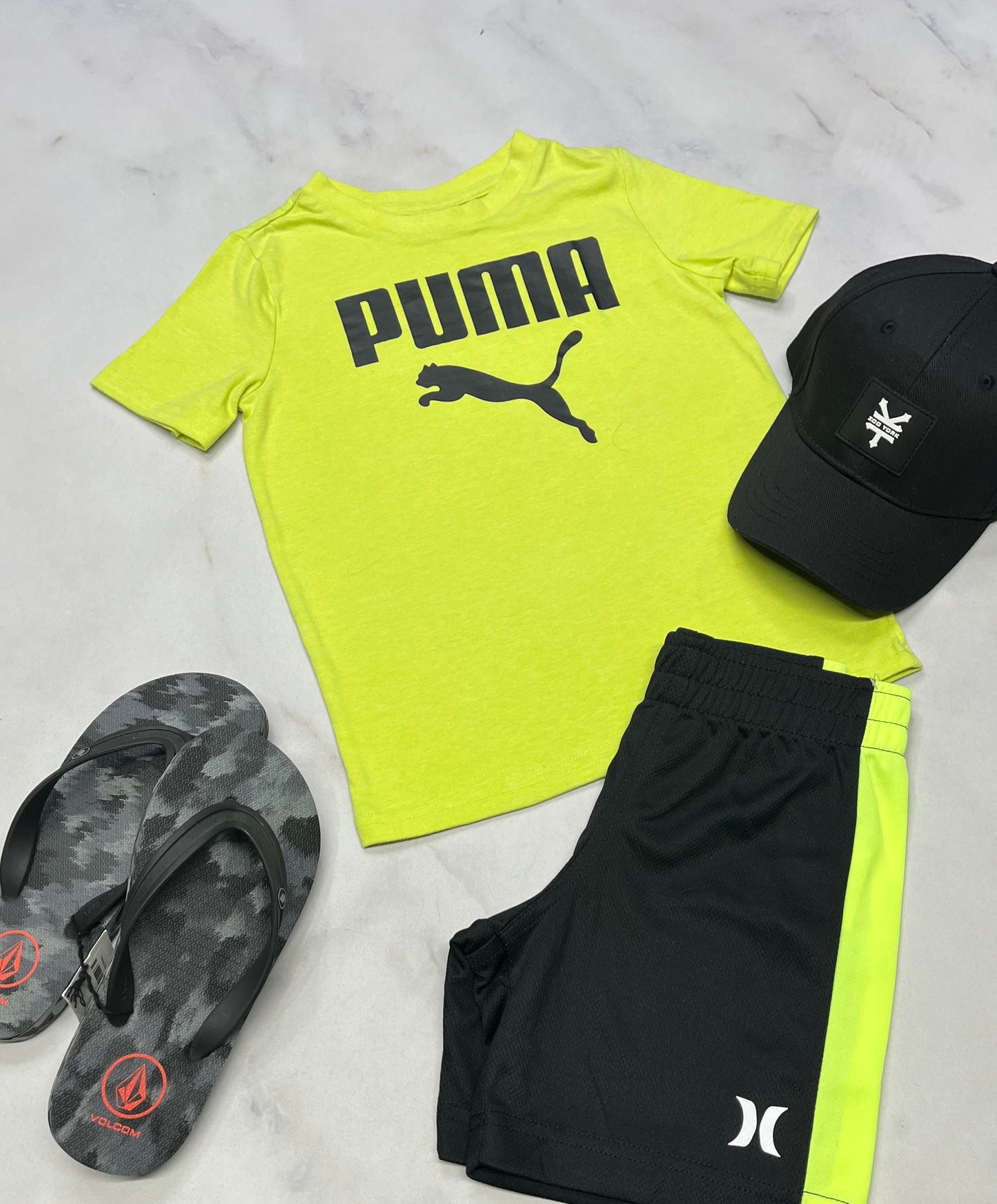 💫 T-Shirt : soft Puma +4-5 ans garçon neuf !