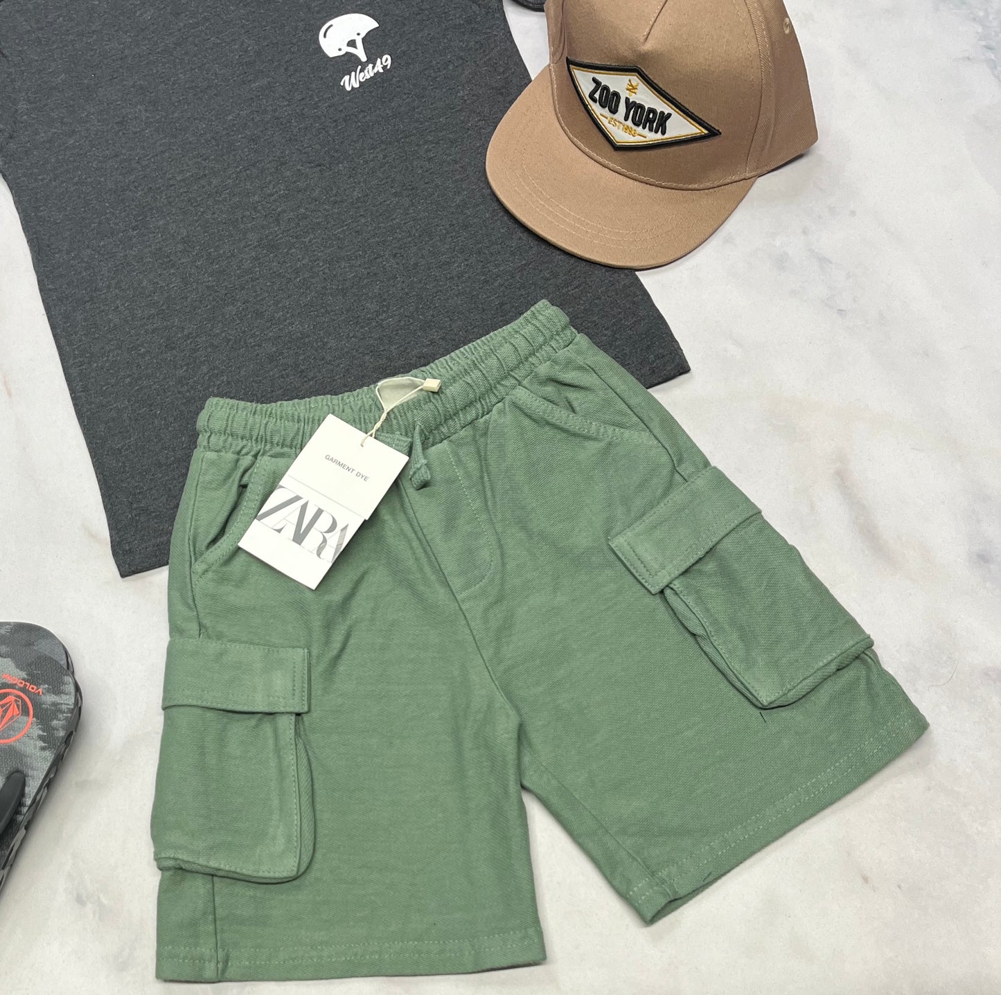 🌿 ZARA : bermuda cargo fait 5-6 ans garçon souple confo . Neuf !