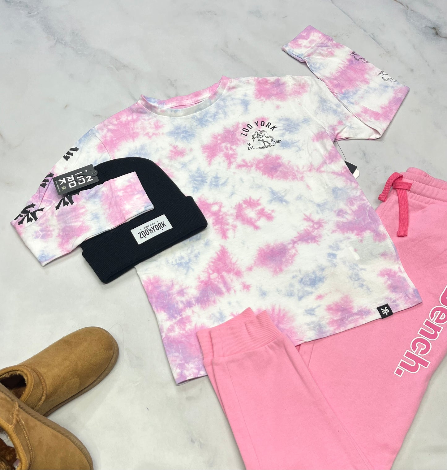 💕Solde :Manche longue Zoo York fait 10-12 ans fille neuf mais 1 mini ligne . Beau logo au dos .