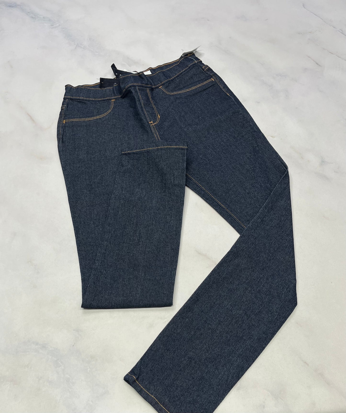 Skinny jeans : confo stretch s’enfile comme un leg. Taille ajustable neuf! 2x 6X et 1x 14-16 ans .