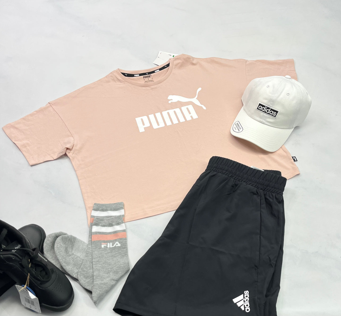 😍 Manche courte : Puma L/ femme relax fit mi hanche neuf !