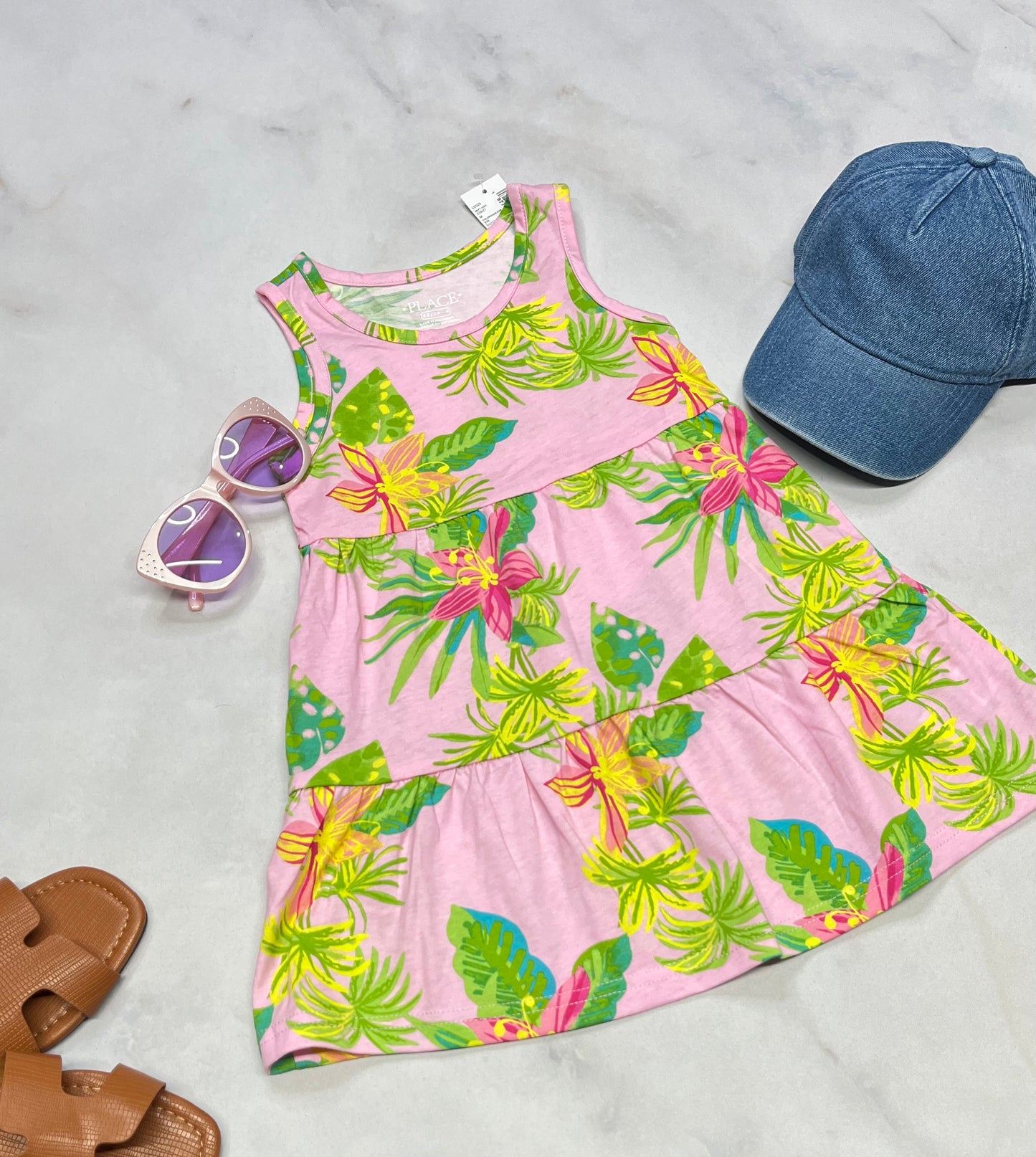 🌵 Robe : fait 3 ans fille Place neuve !