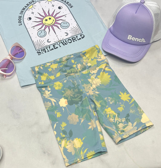 ☀️ Cuissard : en tissu de sport stretch , fleurie 5 ans fille taille haute neuf !