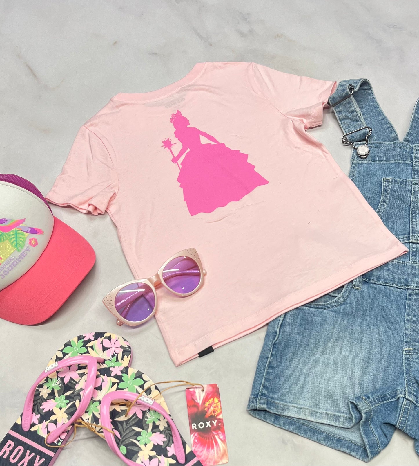 🌸 Manche courte : rose 5 ans fille neuf ! Beau logo au dos .