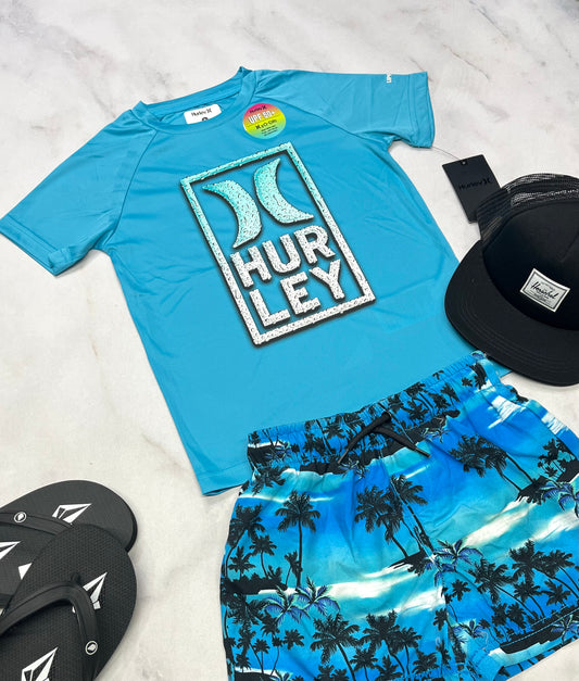 🌴 Manche courte : Hurley en tissu de sport léger . UPF 50. 6 ans garçon neuf !